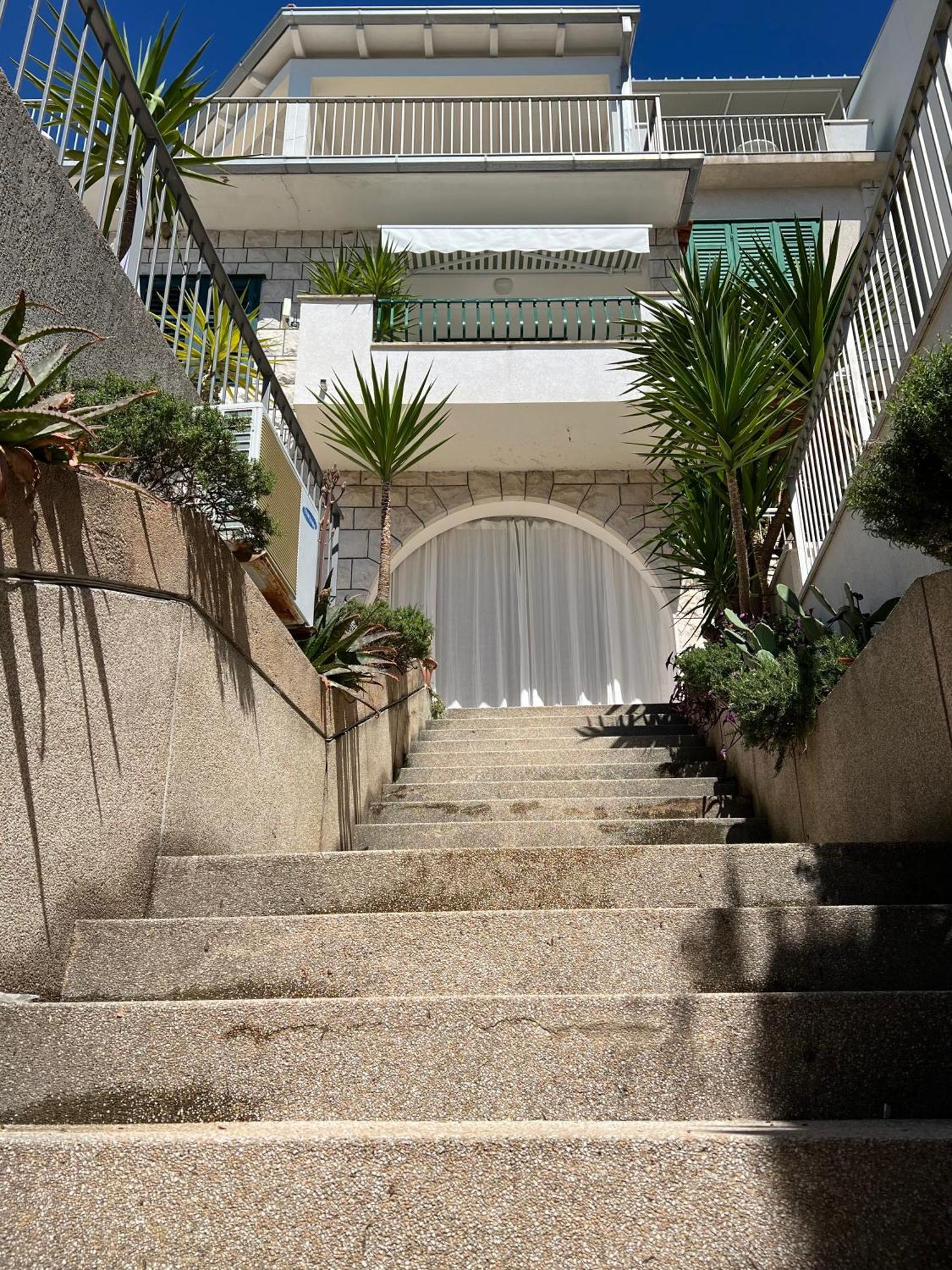 Apartment Chiara Tučepi Exterior foto